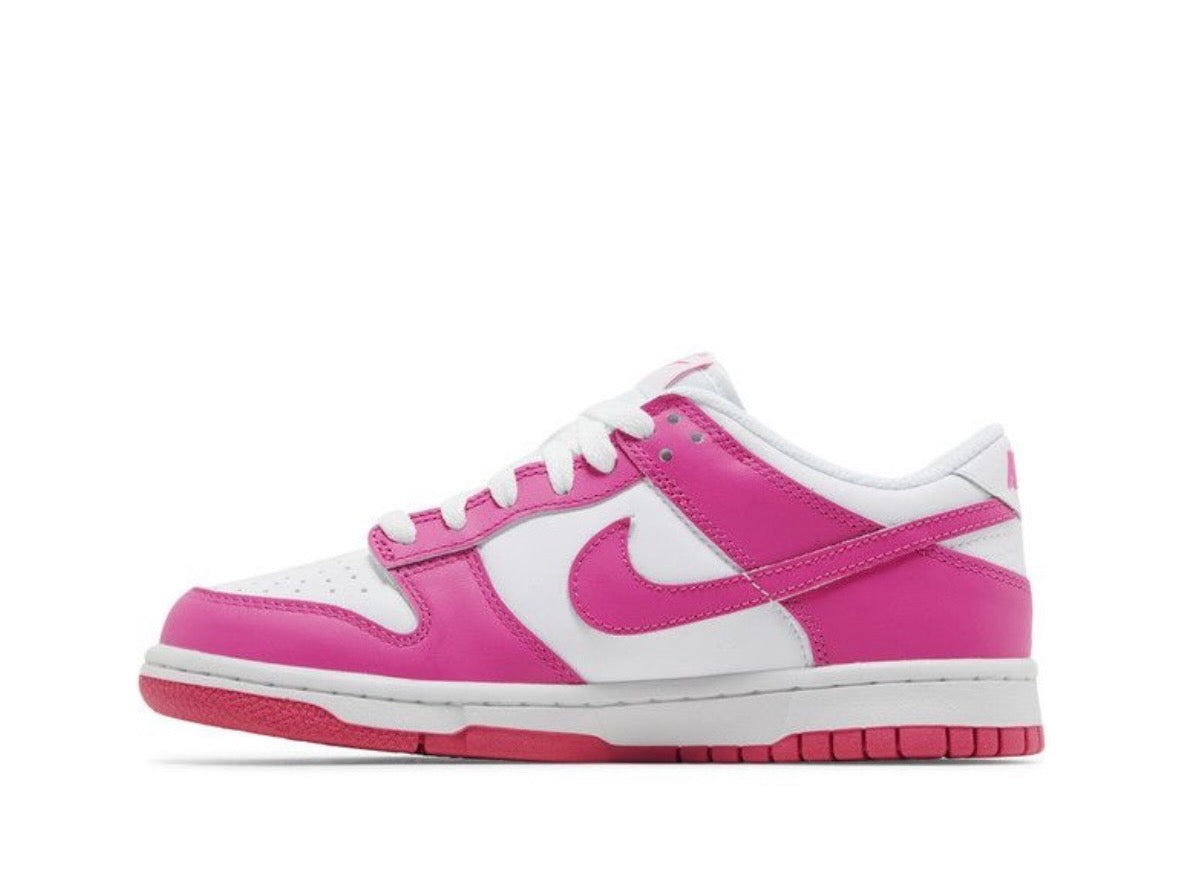 Nike dunk low fuchsia