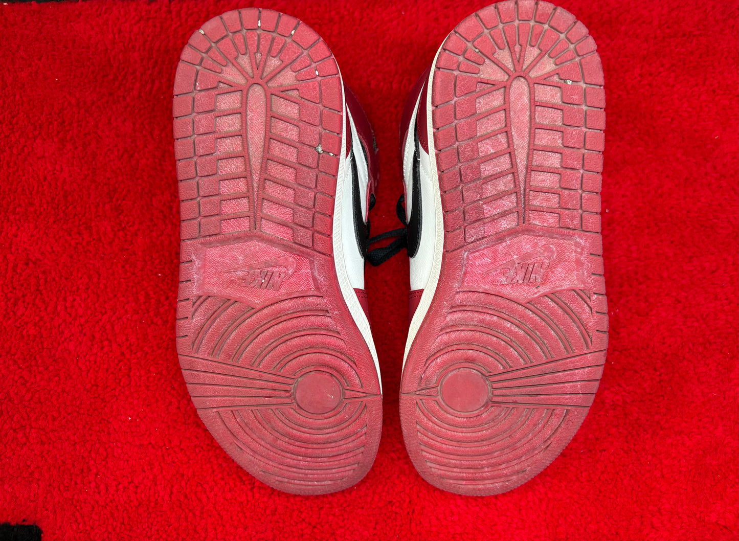 Air Jordan 1 High Lost & Found