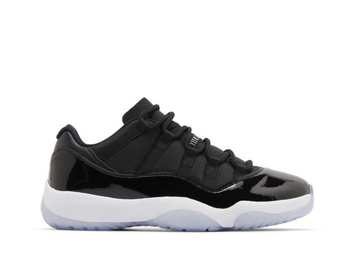 Air Jordan 11 low Space Jam